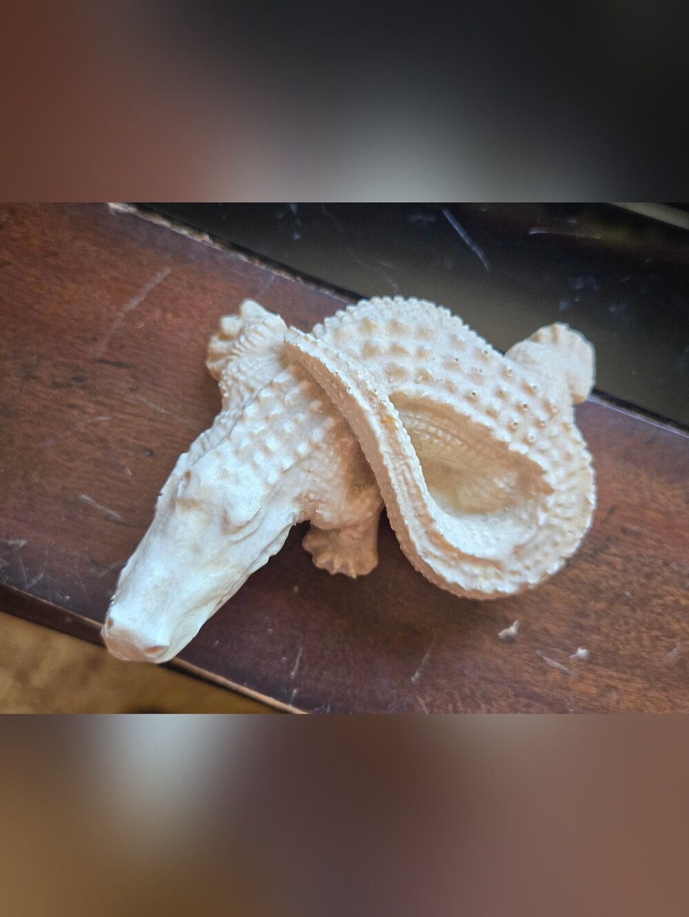 Mexican Hand-carved Crocodile Figurine made of Naturally Shed Deer Antlers